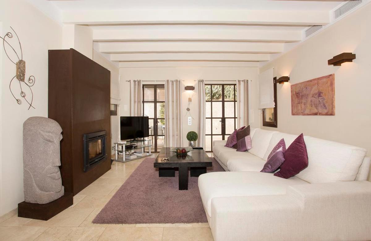 Raconet Villa *